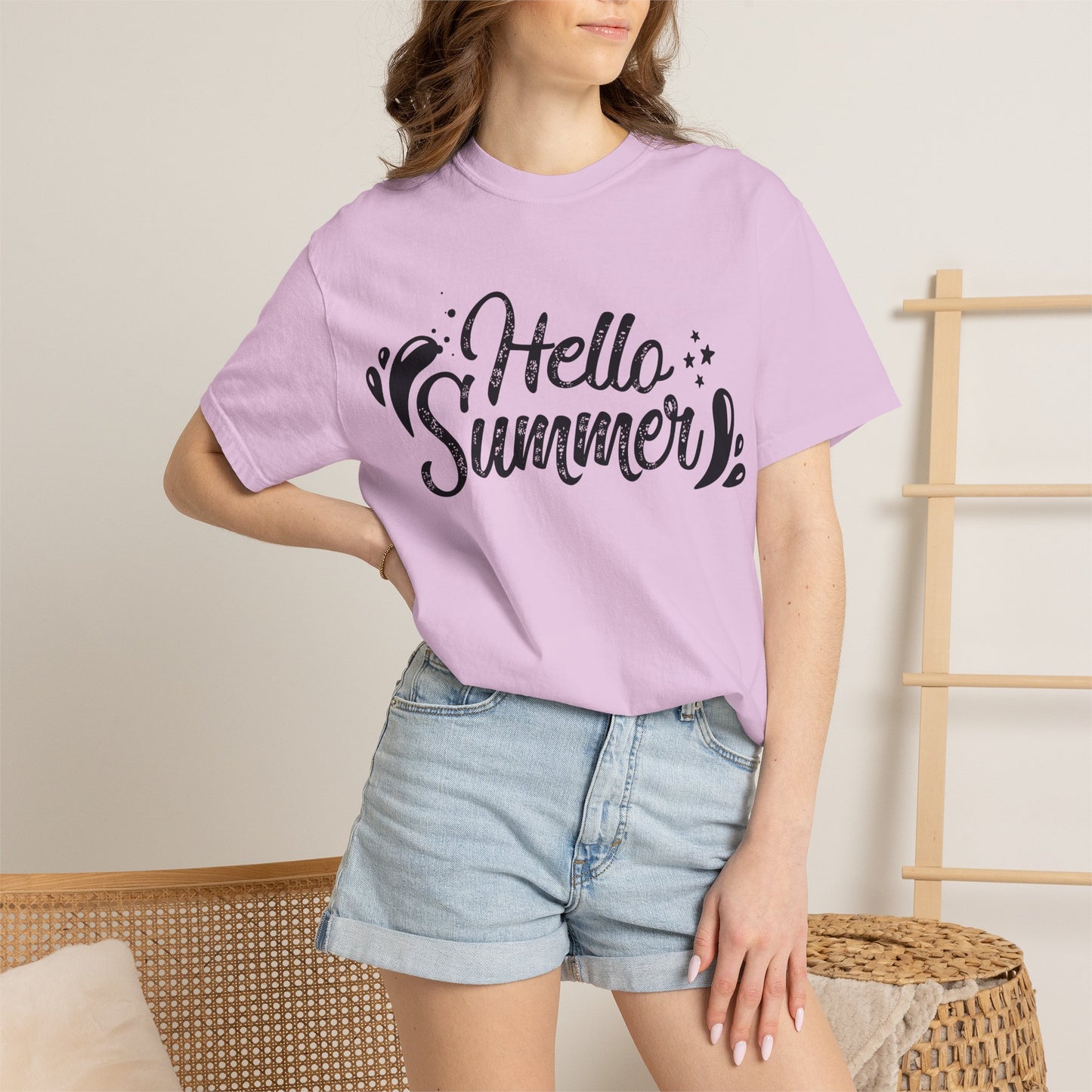 Hello Summer Graphic T-Shirt